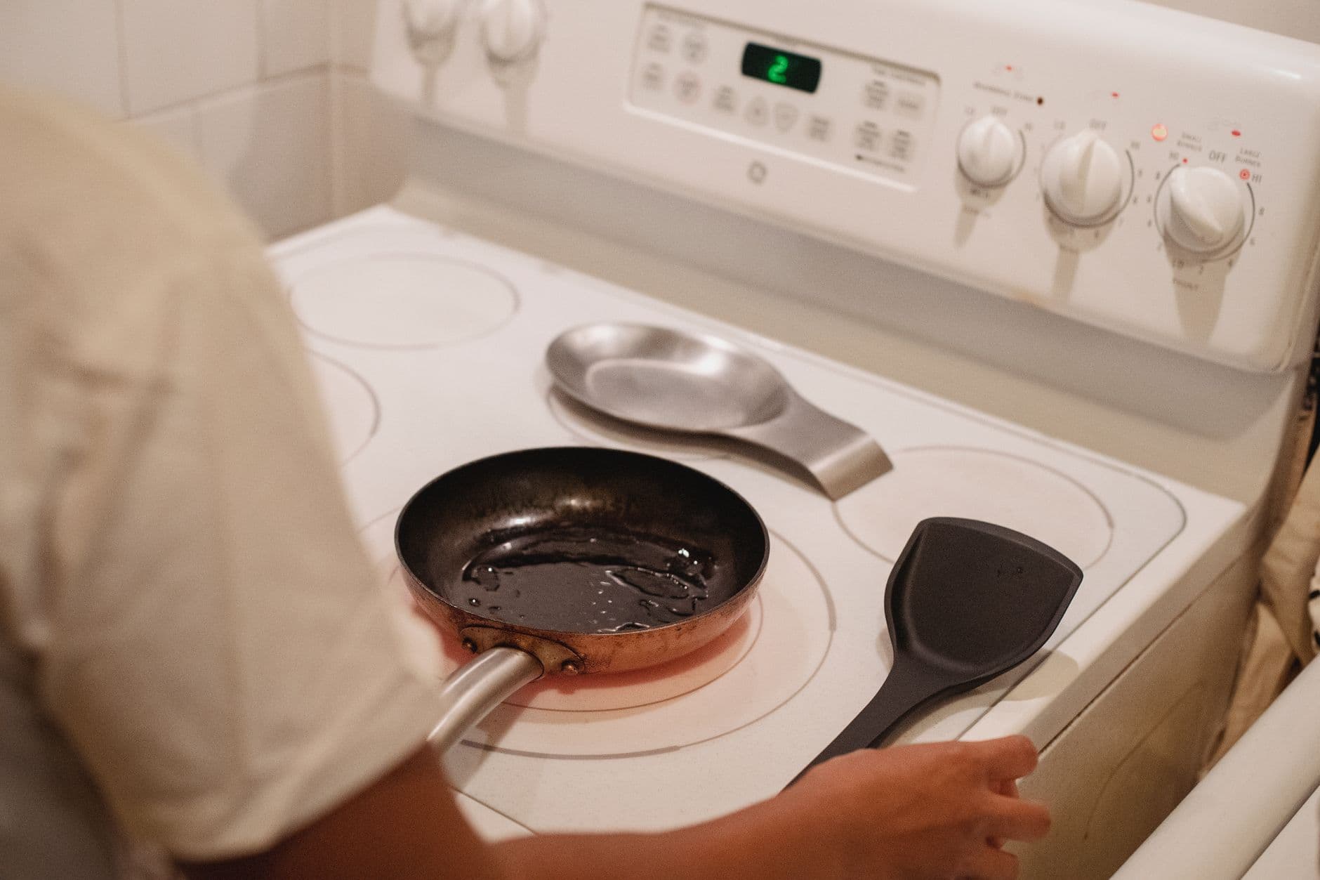 Cover image for Pan-Heat Cues You Can See Before the Food Goes In